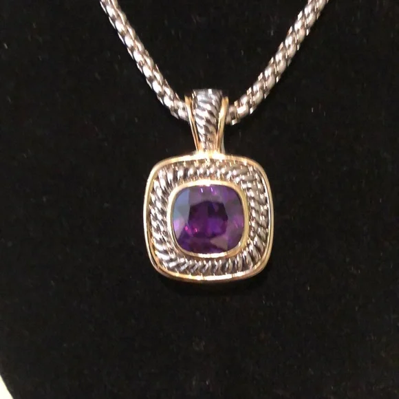 - Necklace and Chain - Picture 2 of 5